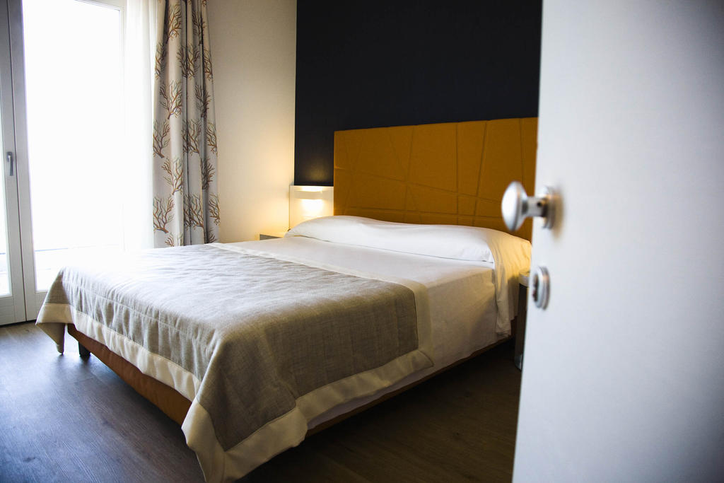 Gabbiano Hotel Civitanova Marche Camera foto