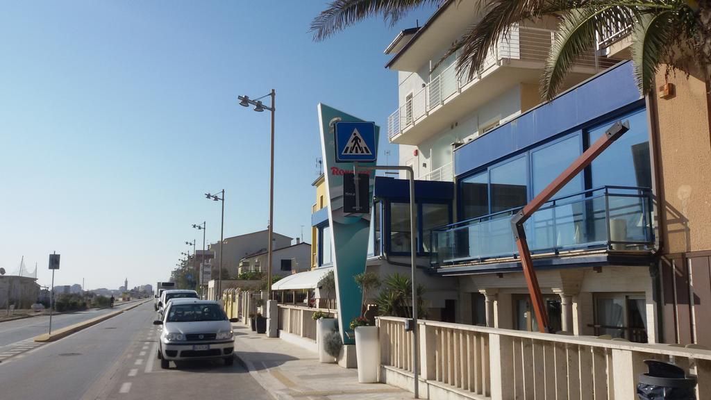 Gabbiano Hotel Civitanova Marche Esterno foto
