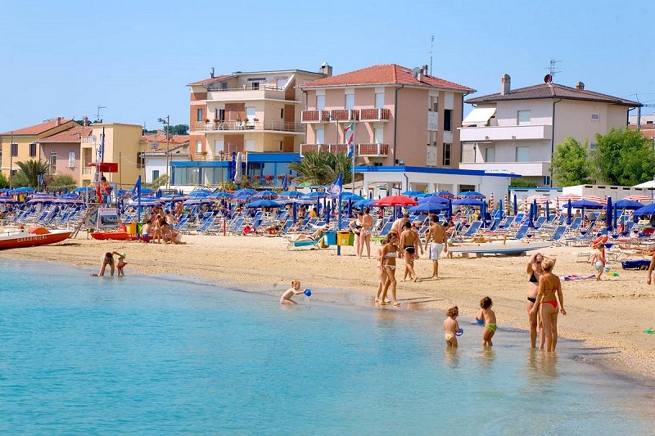 Gabbiano Hotel Civitanova Marche Esterno foto