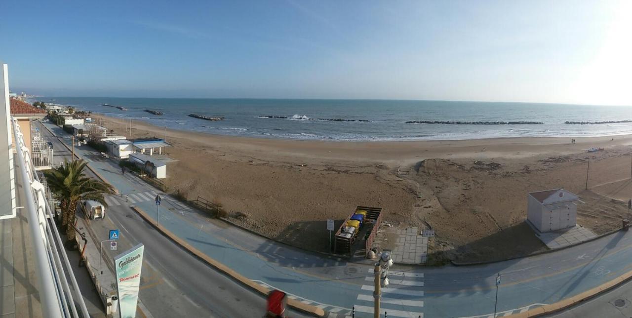 Gabbiano Hotel Civitanova Marche Esterno foto